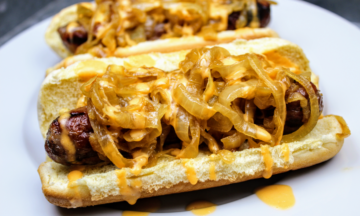 Caramelized Beer Onions & Bratwurst