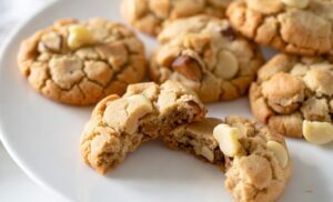 Keto Macadamia & White Chocolate Cookies