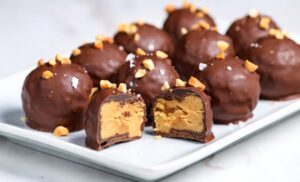 Keto Chocolate Peanut Butter Fat Bombs